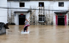 Mực nước đập Tam Hiệp vượt mức cảnh báo hơn 10 m, 4 địa phương báo động đỏ