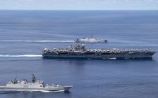 Mỹ đang tiến hành 2 cuộc tập trận quân sự ở vùng biển châu Á