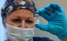 Vắc xin Covid-19: Nga nhận đề nghị cung cấp 1,2 tỉ liều, hãng Trung Quốc hạ giá