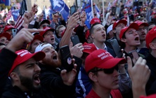 Tổng thống Trump đổi chiến lược xoay chuyển kết quả bầu cử