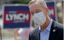 Tiêm đủ 2 liều vắc xin Covid-19, nghị sĩ Mỹ vẫn mắc Covid-19