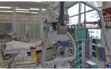 Covid-19: Thêm 2 người Việt bị nhiễm ở Campuchia, báo động ca nhiễm mới ở Ấn Độ