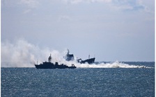 Hơn 10.000 binh sĩ, 40 tàu chiến Nga tập trận sát Ukraine