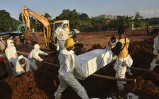 Thêm ngày chết chóc báo động vì Covid-19 ở Indonesia, Malaysia