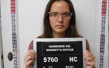 Hình phạt cho cô giáo trẻ quan hệ tình dục với nam sinh