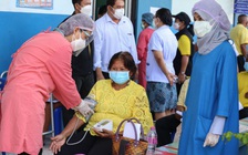 Ngày chết chóc kỷ lục vì Covid-19 ở Thái Lan, Campuchia phong tỏa 8 tỉnh biên giới