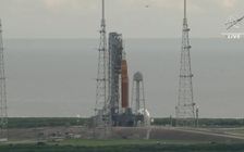 NASA hoãn phóng tên lửa mới thực hiện sứ mệnh mặt trăng