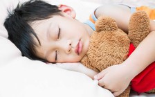 Trẻ ngủ ít dễ bị thừa cân và béo phì