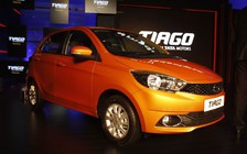 Tata ra mắt Tiago, xe hơi giá ngang Honda SH