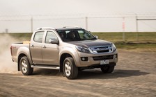 Isuzu sản xuất xe bán tải thay thế Mazda BT-50