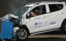 Xem ASEAN NCAP tra tấn xe VinFast Fadil, Lux A2.0 và SA2.0