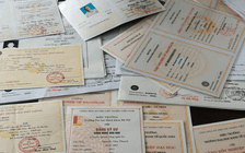 Phát hiện 'lò' làm giả giấy phép lái xe, bằng tốt nghiệp tại Nghệ An