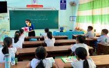 Cùng ăn ở để dạy tiếng Anh miễn phí cho học sinh nghèo