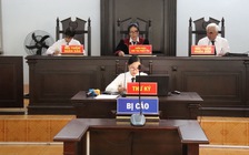 Phiên tòa vắng... bị cáo