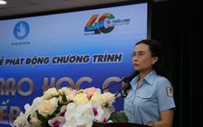 Học sinh, sinh viên nghèo sẽ được tặng dụng cụ học tập