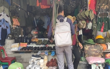 Bát nháo mua bán cảnh phục giả: Gây hệ lụy xấu cho xã hội