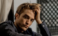 'Người Dơi' Robert Pattinson tự nhận già, sợ hãi cộng đồng mạng