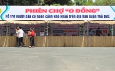 Những người miệt mài 'bán hàng' 0 đồng dưới nắng nóng Sài Gòn