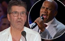 Simon Cowell xúc động trước màn trình diễn của tù nhân bị oan sai 37 năm