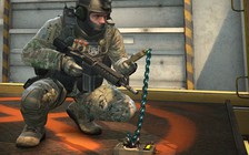 Đội CSGO ‘siêu gà’ để đối phương đột nhập gỡ bom ngay sau lưng mình