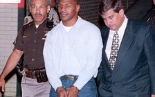 Ngôi sao thể thao vào tù, ra khám: Tyson mà không vào tù mới lạ!