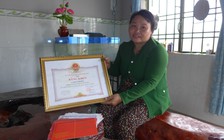 Thu mua ve chai, bán vé số với... hàng chục lần hiến máu