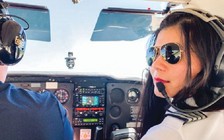 Nữ phi công gốc Việt sắp một mình bay vòng quanh thế giới