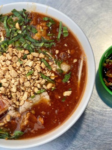 Bí mật của tô hủ tiếu trứ danh đất Mỹ Tho