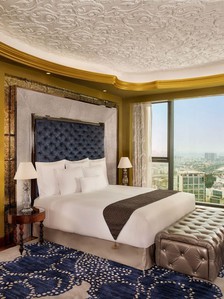 Tận hưởng kỳ nghỉ đẳng cấp và khám phá vẻ đẹp thành phố cùng The Reverie Saigon