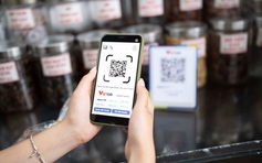 Đi ăn phở, mua xôi không mang ví, chỉ quét mã VietQR là xong