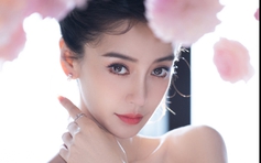 Angelababy bị chỉ trích vì xem Lisa diễn tại câu lạc bộ thoát y