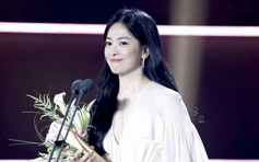 Song Hye Kyo cùng 'The Glory' trắng tay tại Oscar Hàn Quốc