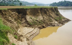 Tạm dừng khai thác mỏ cát số 18 để xử lý sạt lở bãi bồi sông Mã