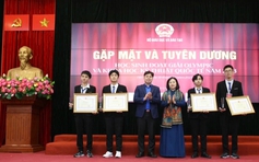 Bộ GD-ĐT tuyên dương học sinh đoạt giải các kỳ thi quốc tế