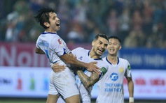CLB Nam Định 1-0 SLNA, V-League 2023: 'Người hùng' Hồng Duy ở sân Thiên Trường