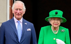 Nhờ đâu Vua Charles giàu hơn cố Nữ hoàng Elizabeth II?