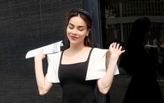 Hà Hồ và cách 'ăn gian' tuổi nhờ váy áo kết hợp 2 gam màu đối lập