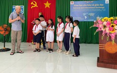 PGS đến từ Mỹ giải đáp phương pháp học tiếng Anh tại Ngôi nhà trí tuệ