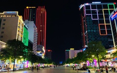 TP.HCM cấm xe phố đi bộ Nguyễn Huệ tối cuối tuần