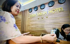 Chỉ mất 2 giây để check-in, nhận phòng khách sạn với CCCD gắn chip