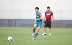 Văn Toàn phiên bản K-League tấn công vị trí trung phong