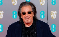'Bố già' Al Pacino đón con trai ở tuổi 83