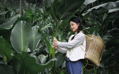 Cô gái xinh đẹp thành phố nuôi mộng giúp đỡ nhà nông