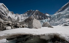 Đến hết thế kỷ này, Himalaya có thể mất tới 75% lượng băng