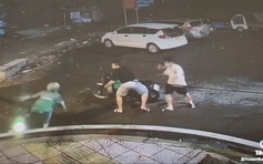 Hai thanh niên dàn cảnh cướp xe ôm công nghệ giữa đêm khuya ở TP.HCM