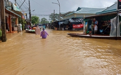 Áp thấp nhiệt đới gây mưa lớn, cảnh báo lũ quét 10 tỉnh miền Trung, Tây nguyên