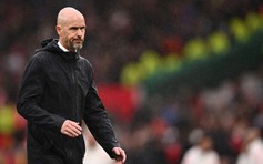 HLV Ten Hag không lời bào chữa khi M.U lại thua sốc tại Old Trafford