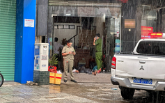 Nam thanh niên gục trước khách sạn ở Bình Thạnh vì bị chém trọng thương