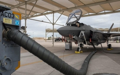 Một đèn pin làm hỏng động cơ máy bay F-35 14 triệu USD của không quân Mỹ