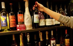 Ả Rập Xê Út lần đầu phá lệ, mở cửa hàng rượu ở Riyadh?